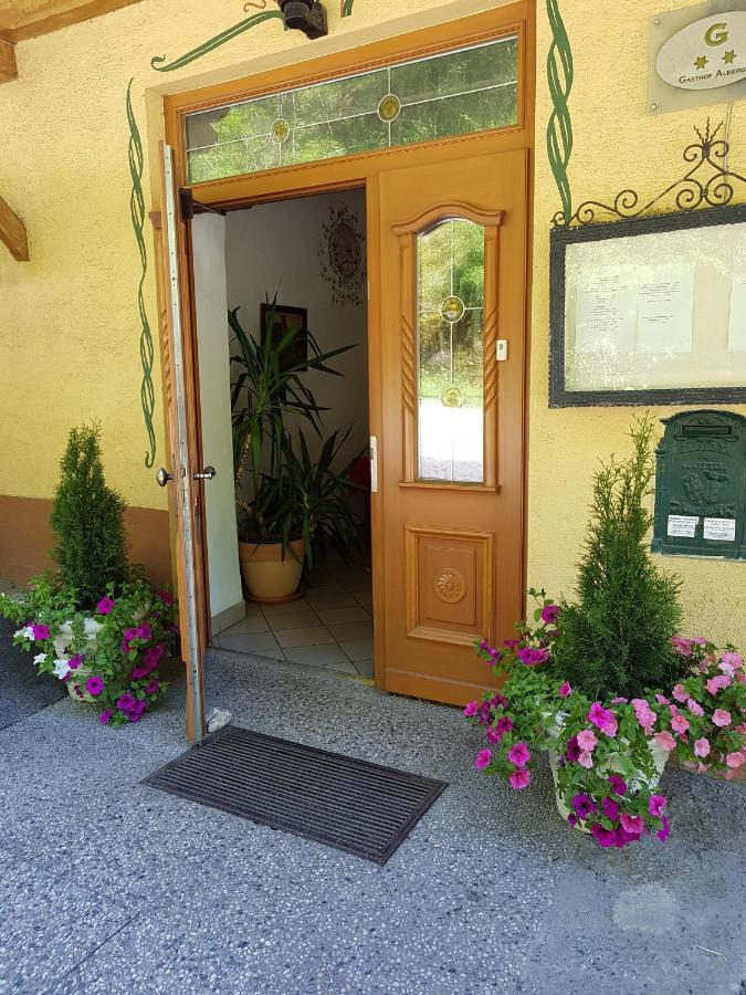 Gasthof Neuratheis Senales Luaran gambar